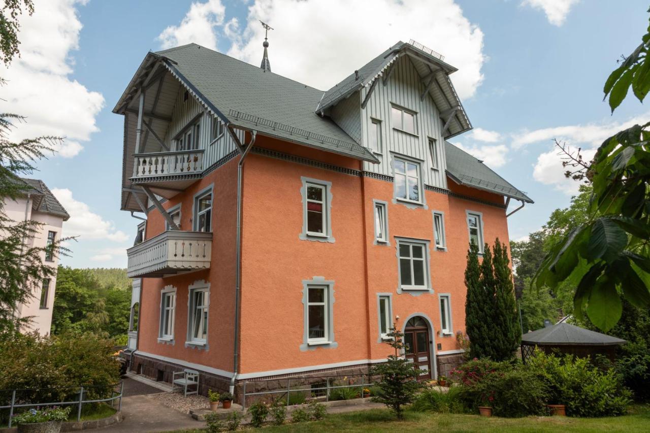 Moderne Ferienwohnung In Alter Villa Georgenthal  Extérieur photo