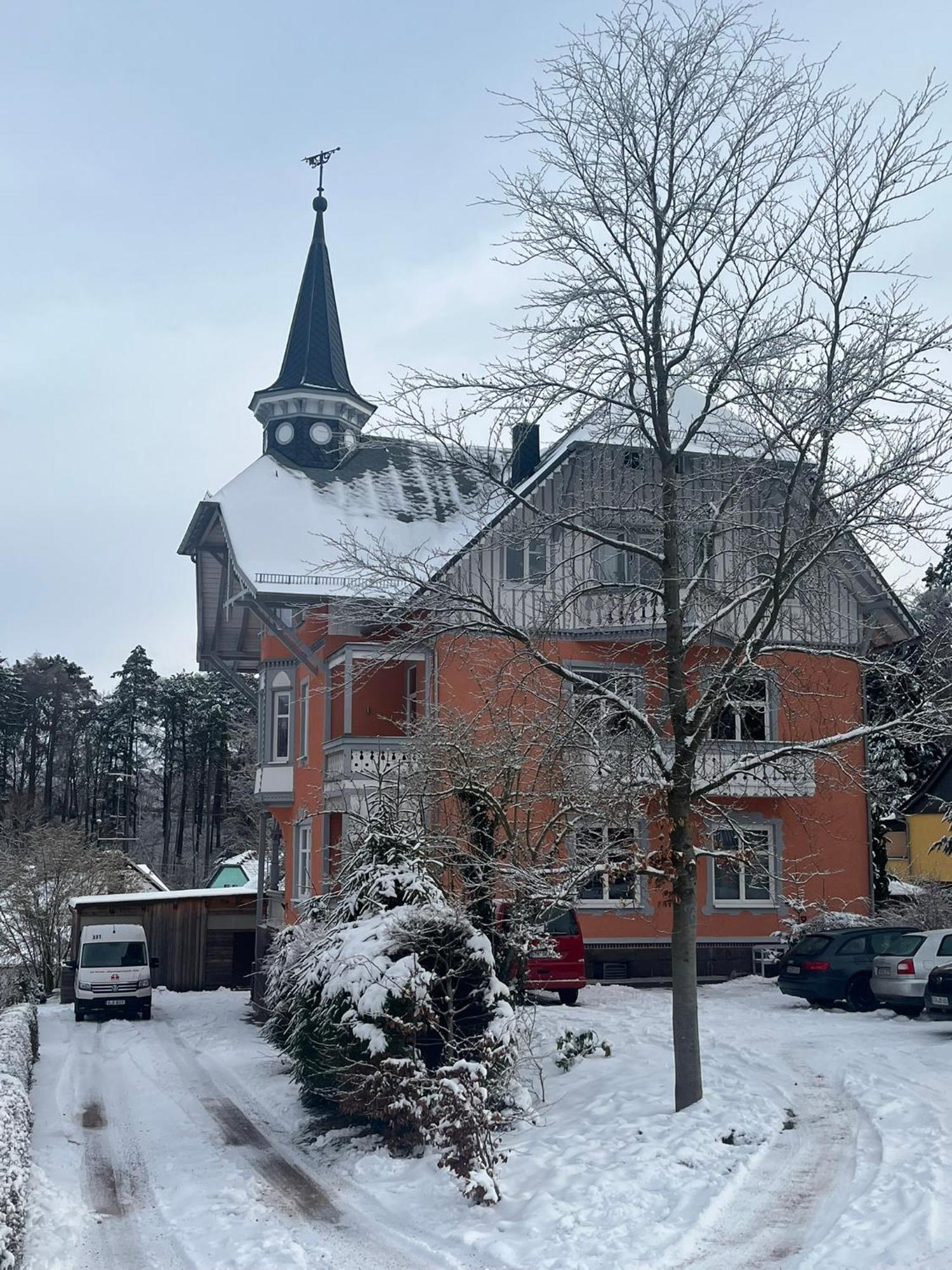 Moderne Ferienwohnung In Alter Villa Georgenthal  Extérieur photo